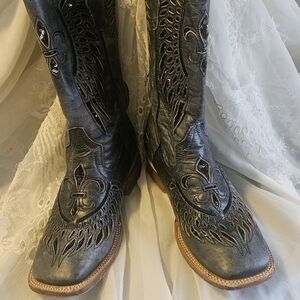 Blue Embroidered Western Cowboy Boots